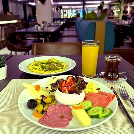Hotel Miapera And 4*
