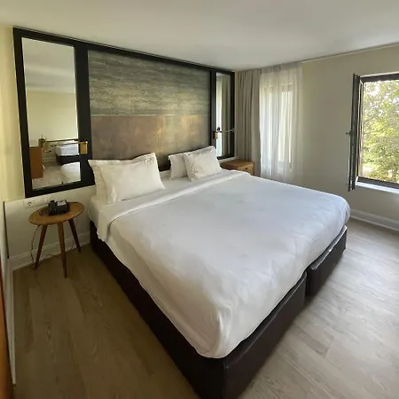 Miapera And Hotel Istanbul