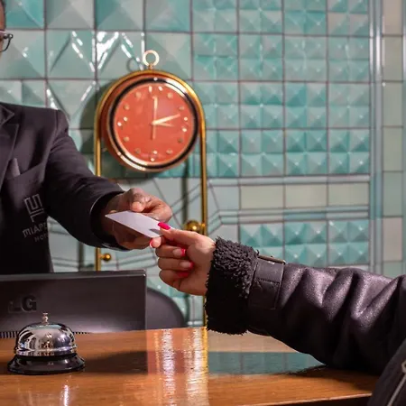 Miapera & - Special Class اسطنبول