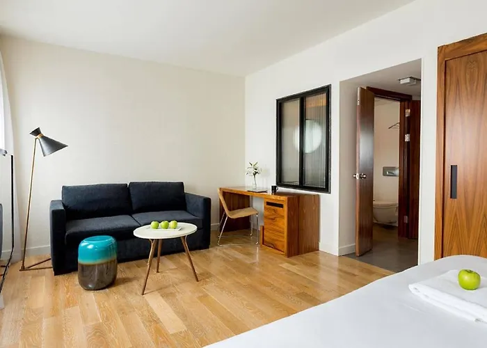 Miapera & - Special Class اسطنبول