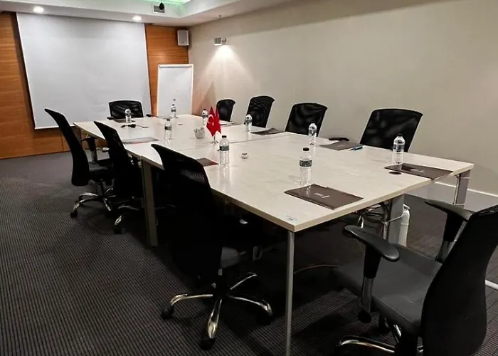 Miapera & - Special Class اسطنبول